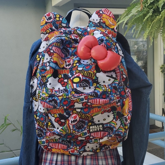hello kitty backpack for adults